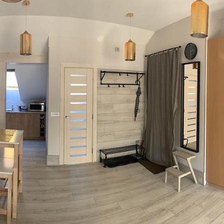 Kanto Studija Κλαϊπέντα Εξωτερικό φωτογραφία